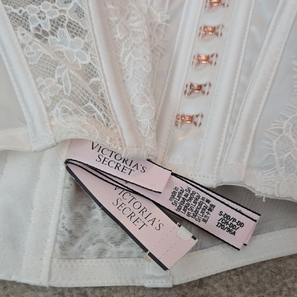 Victoria's Secret Dream Angels White Lace Corset Top Crop Size Small - Picture 4 of 4